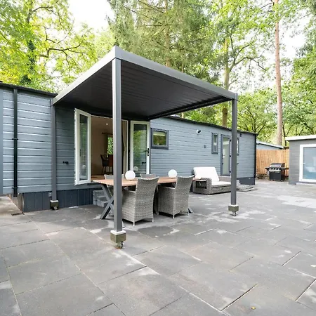 Master Escapes Veluwe - Met Airco En Omheinde Tuin Chalet